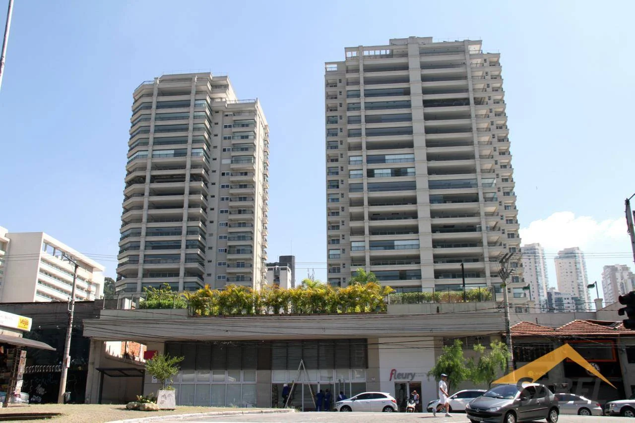 Apartamento com 297 m² e 4 suítes em Vila Ester