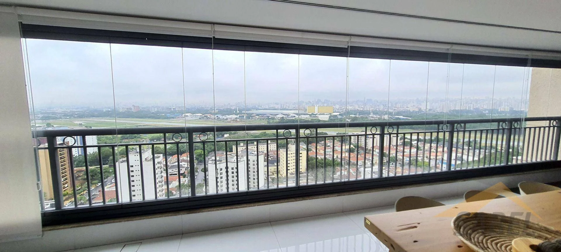 Apartamento com 297 m² e 3 suítes em Vila Ester (zona Norte)