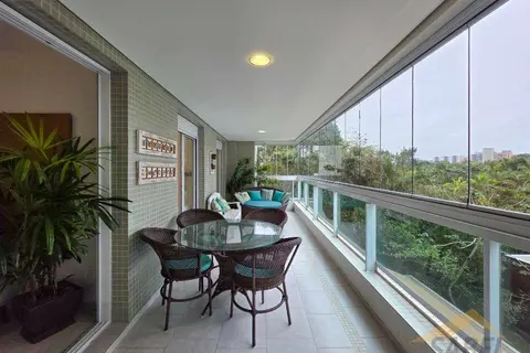 Apartamento à Venda com 111 m² e 1 suíte no Módulo 8 na Riviera de São Lourenço