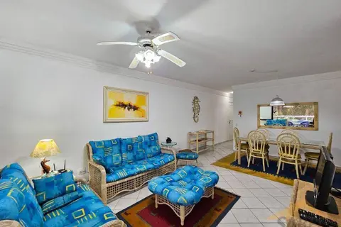 Apartamento à Venda com 95 m² e 1 suíte no Módulo 6 na Riviera de São Lourenço