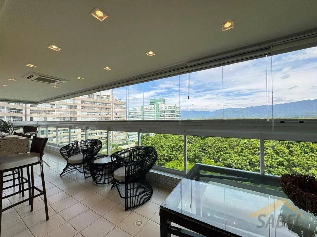 Apartamento com 105 m² e 2 suítes no Módulo 8 na Riviera de São Lourenço