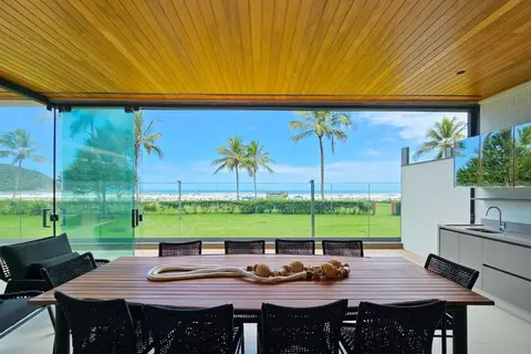 Apartamento com 336 m² e 4 suítes na Riviera de São Lourenço