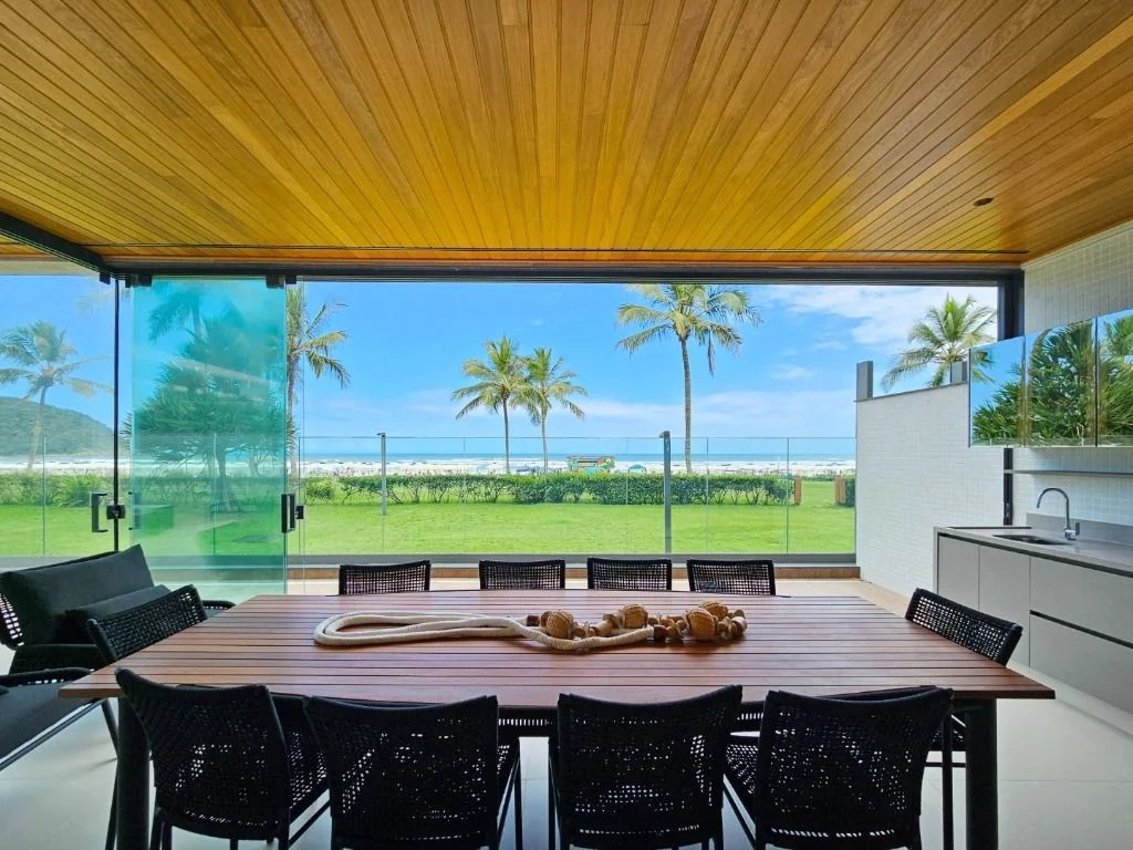 Apartamento com 336 m² e 4 suítes na Riviera de São Lourenço