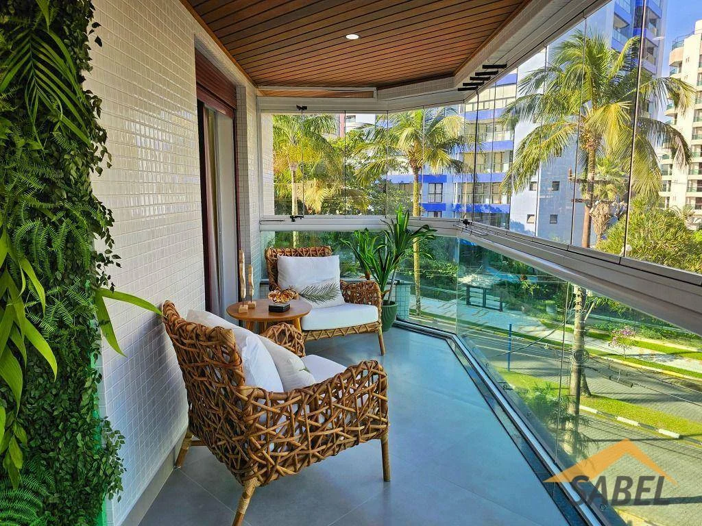 Apartamento com 195 m² e 4 suítes no Módulo 6 na Riviera de São Lourenço