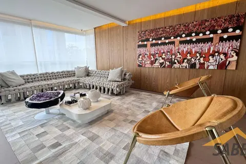 Apartamento à Venda com 282 m² e 3 suítes em Alphaville Industrial