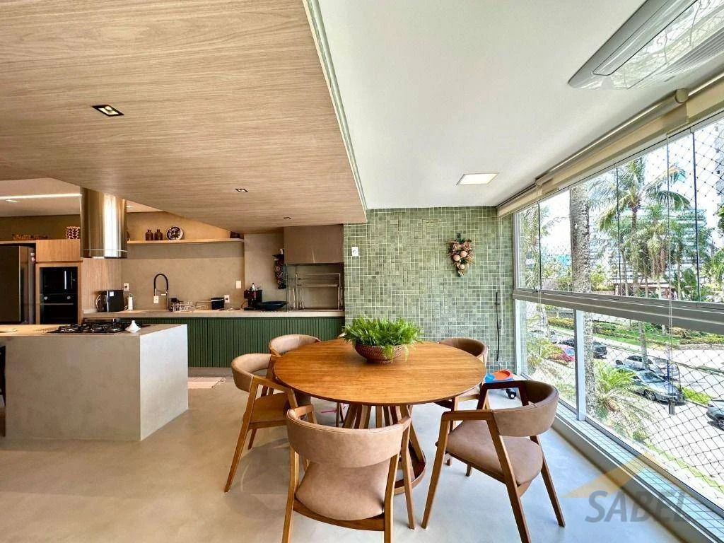 Apartamento com 100 m² e 3 suítes no Módulo 6 na Riviera de São Lourenço