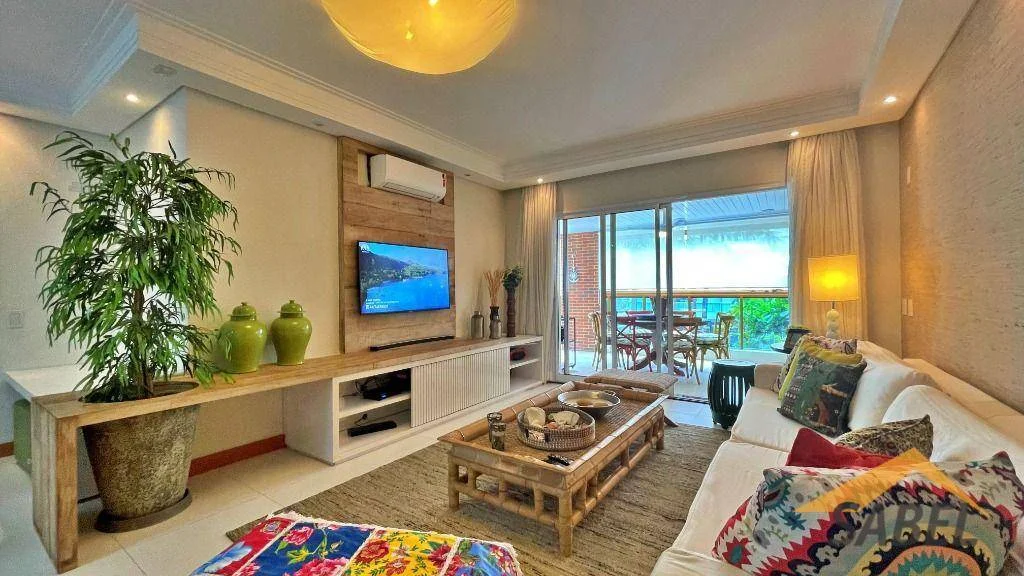 Apartamento com 228 m² e 3 suítes na Riviera de São Lourenço