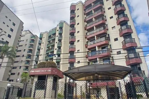 Apartamento com 99 m² e 1 suíte em Vila Primavera