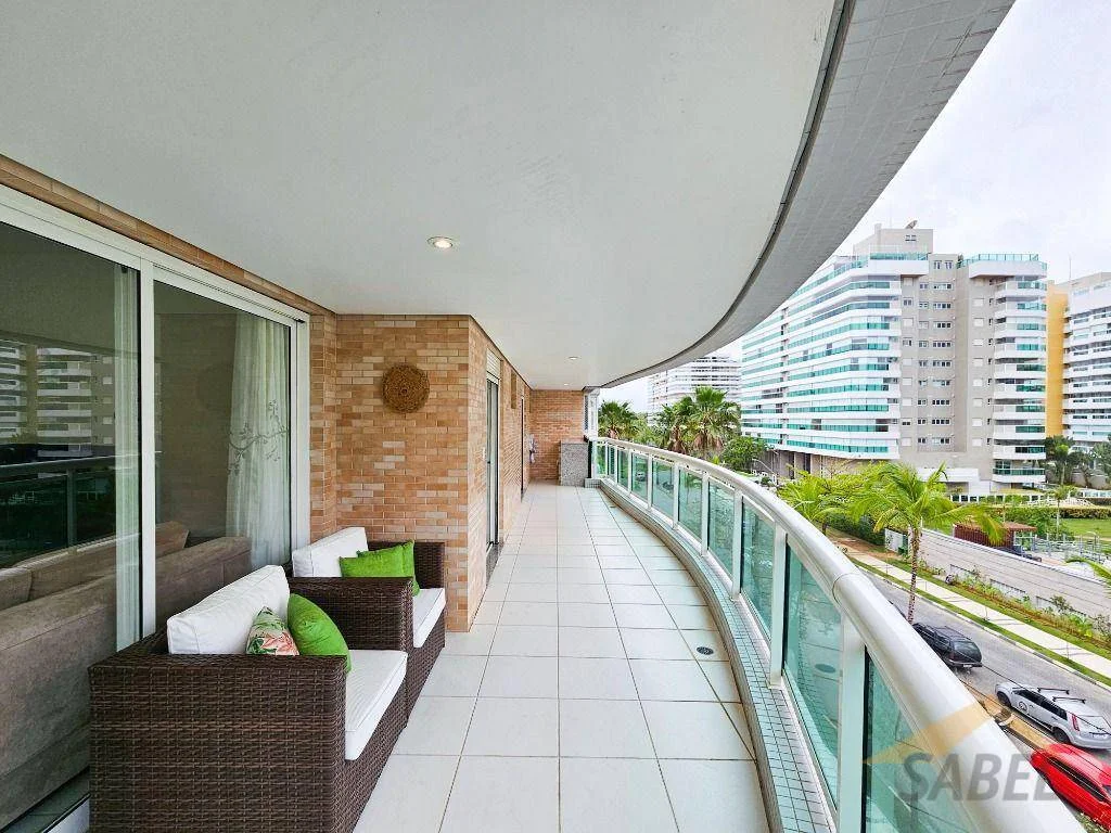 Apartamento com 143 m² e 3 suítes no Módulo 7 na Riviera de São Lourenço