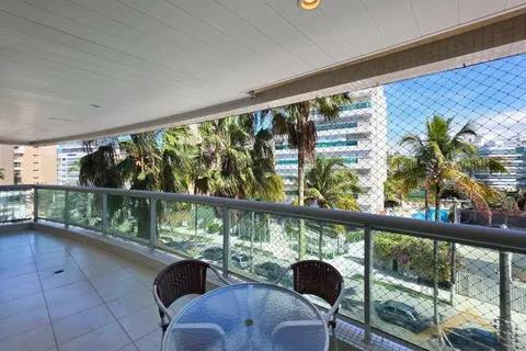 Apartamento à Venda com 90 m² e 1 suíte no Módulo 7 na Riviera de São Lourenço