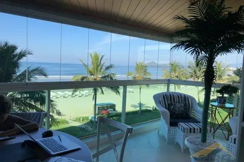 Apartamento e 3 suítes no Módulo 8 na Riviera de São Lourenço