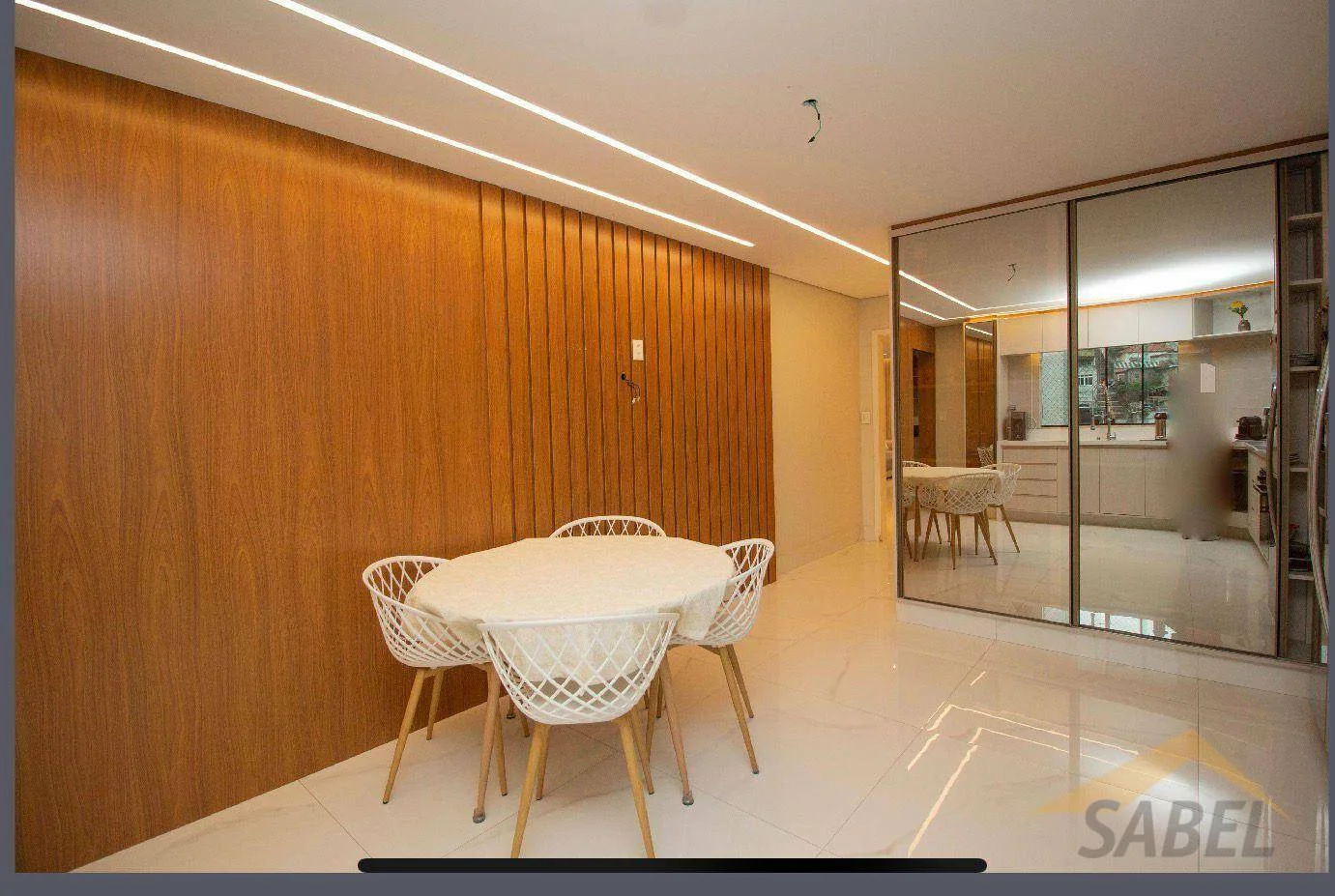 Apartamento com 190 m² e 2 suítes em Freguesia do Ó