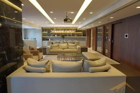 Apartamento com 297 m² e 4 suítes em Vila Ester