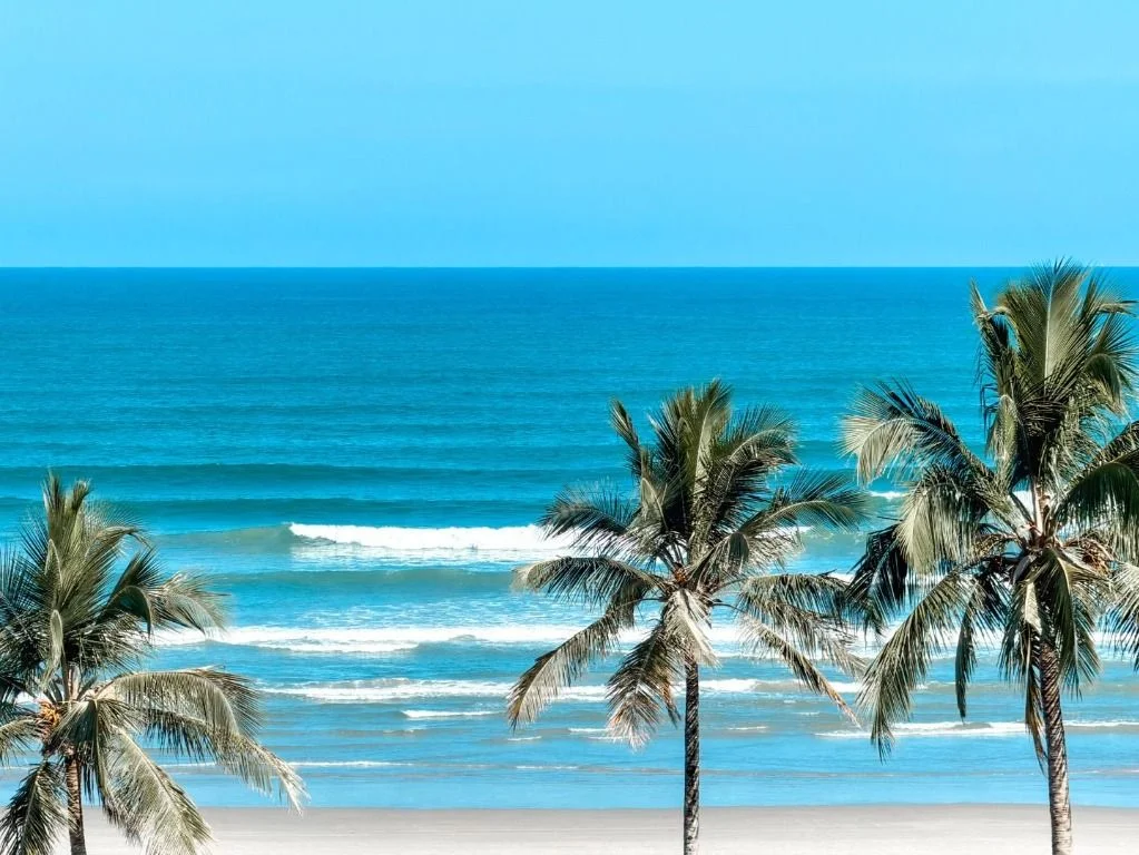 Apartamento com 130 m² e 3 suítes no Módulo 7 na Riviera de São Lourenço