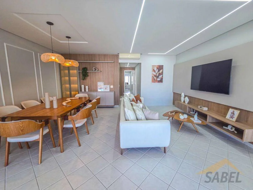 Apartamento com 145 m² e 2 suítes no Módulo 8 na Riviera de São Lourenço