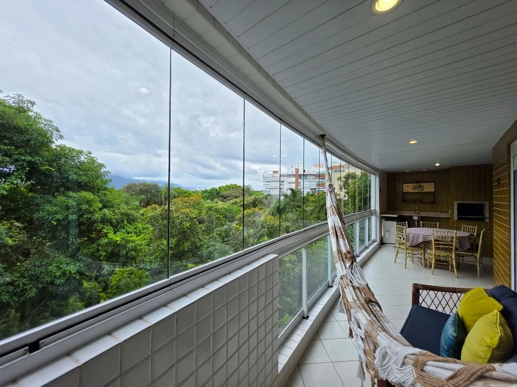 Apartamento com 110 m² e 2 suítes no Módulo 7 na Riviera de São Lourenço