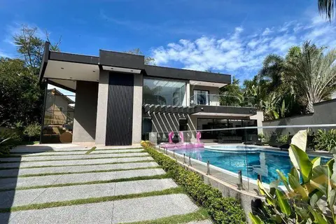 Casa com 428 m² e 7 suítes no Módulo 4 na Riviera de São Lourenço