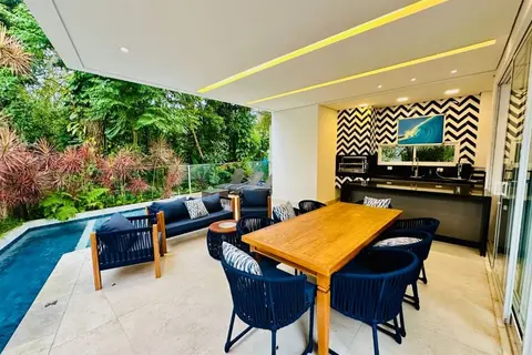 Casa à Venda com 455 m² e 6 suítes no Módulo 24 na Riviera de São Lourenço