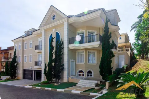 Casa à Venda com 800 m² e 4 suítes em Jardim França