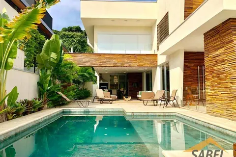 Casa à Venda com 788 m² e 4 suítes no Módulo 12 na Riviera de São Lourenço