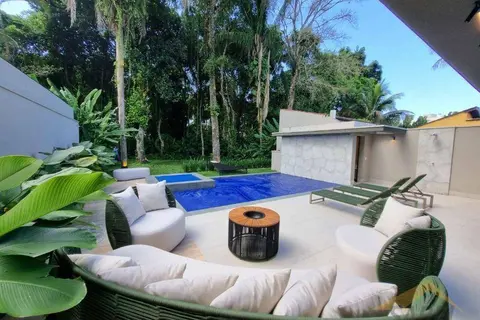 Casa à Venda com 362 m² e 6 suítes no Módulo 21 na Riviera de São Lourenço