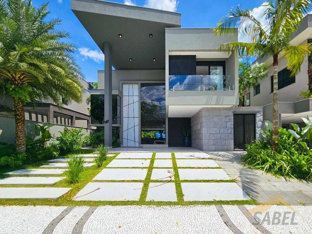 Casa com 530 m² e 7 suítes no Módulo 12 na Riviera de São Lourenço