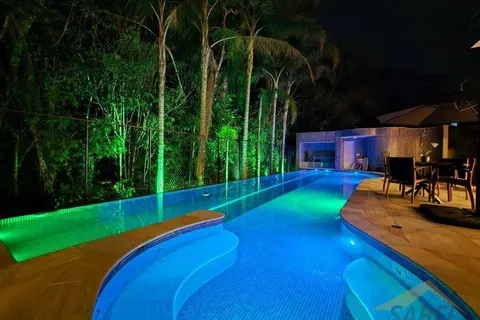 Casa à Venda com 341 m² e 6 suítes no Módulo 24 na Riviera de São Lourenço