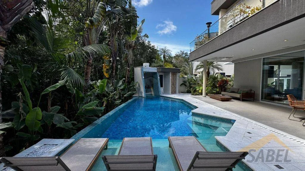 Casa com 500 m² e 7 suítes no Módulo 24 na Riviera de São Lourenço