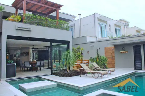 Casa à Venda com 463 m² e 6 suítes no Módulo 5 na Riviera de São Lourenço