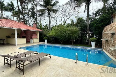 Casa à Venda com 286 m² e 4 suítes no Módulo 18 na Riviera de São Lourenço