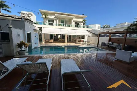 Casa à Venda com 487 m² e 6 suítes na Riviera de São Lourenço