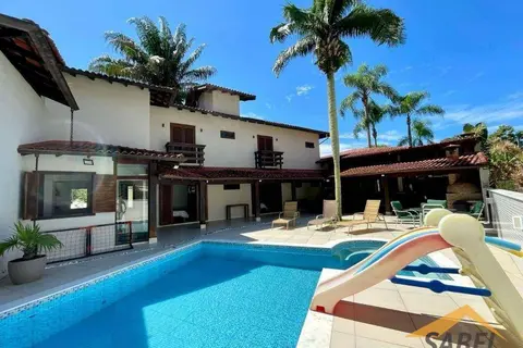 Casa à Venda com 350 m² e 6 suítes no Módulo 21 na Riviera de São Lourenço