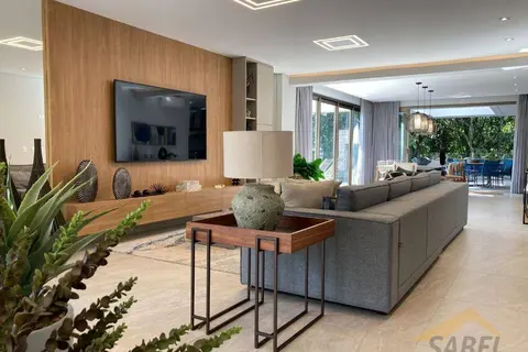 Casa à Venda com 630 m² e 7 suítes no Módulo 17 na Riviera de São Lourenço