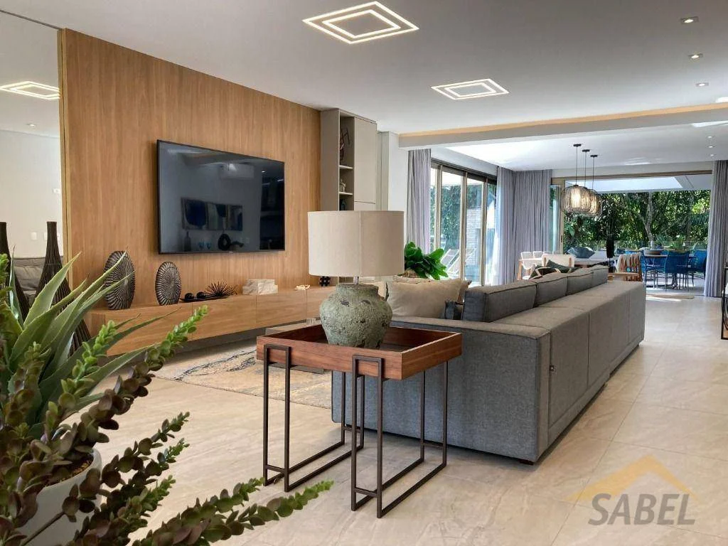 Casa com 630 m² e 7 suítes no Módulo 17 na Riviera de São Lourenço