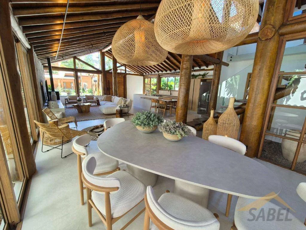 Casa com 370 m² e 5 suítes no Módulo 20 na Riviera de São Lourenço