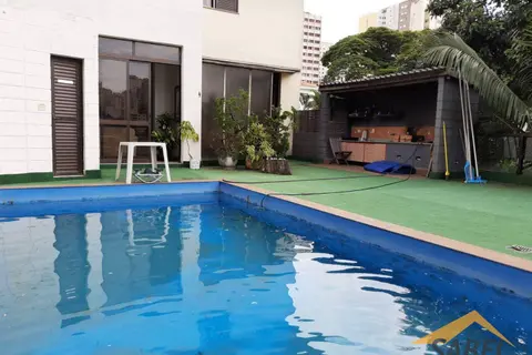 Casa à Venda com 520 m² e 4 suítes em Pacaembu