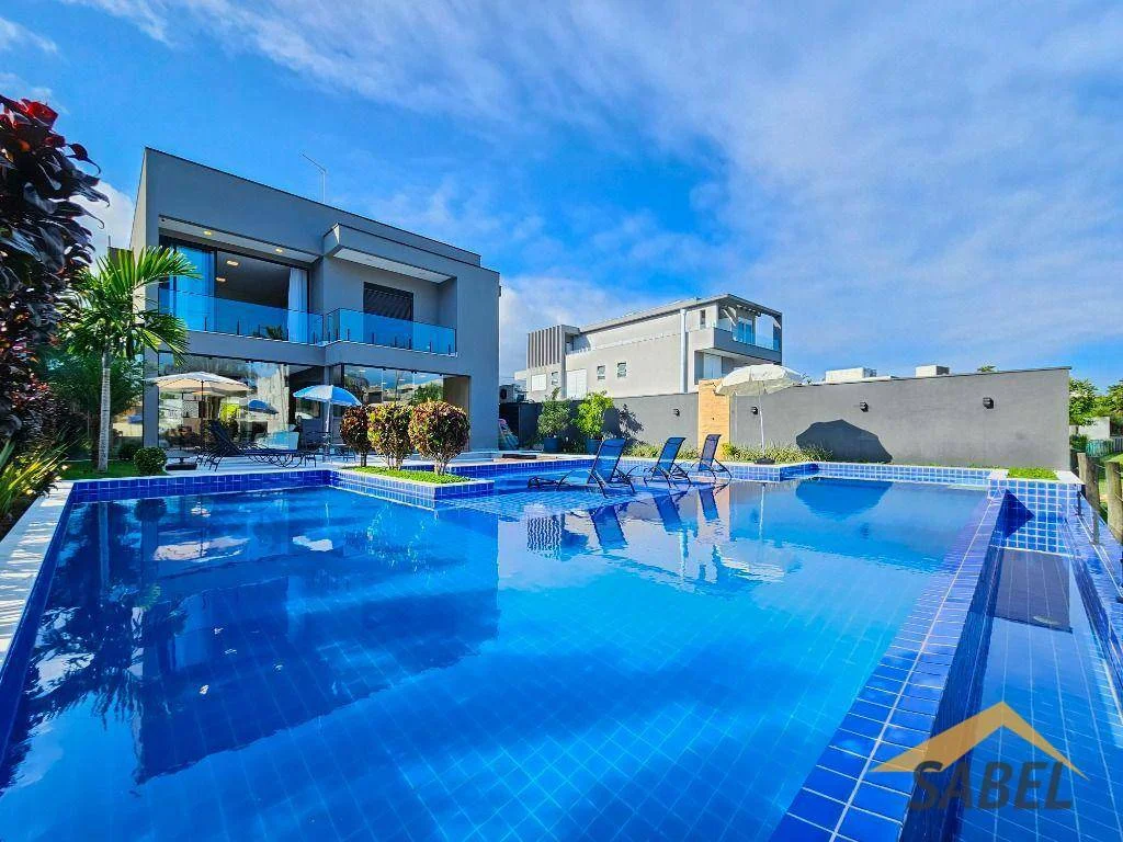 Casa com 543 m² e 7 suítes na Riviera de São Lourenço