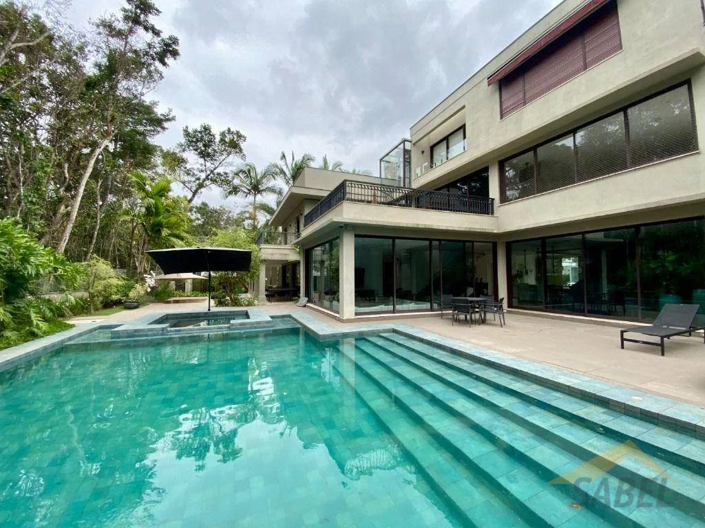 Casa com 1050 m² e 6 suítes no Módulo 24 na Riviera de São Lourenço