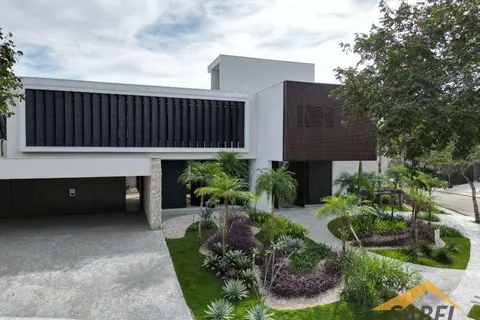 Casa à Venda com 800 m² e 8 suítes na Riviera de São Lourenço