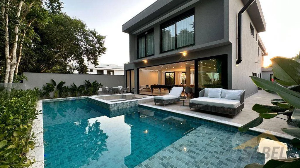 Casa com 420 m² e 6 suítes no Módulo 11 na Riviera de São Lourenço