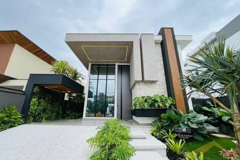 Casa à Venda com 380 m² e 6 suítes no Módulo 11 na Riviera de São Lourenço