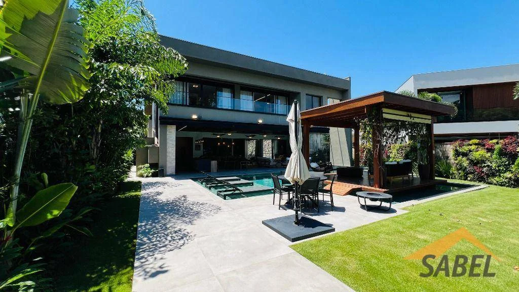 Casa com 855 m² e 6 suítes no Módulo 12 na Riviera de São Lourenço