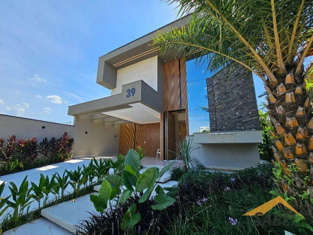 Casa com 455 m² e 6 suítes na Riviera de São Lourenço