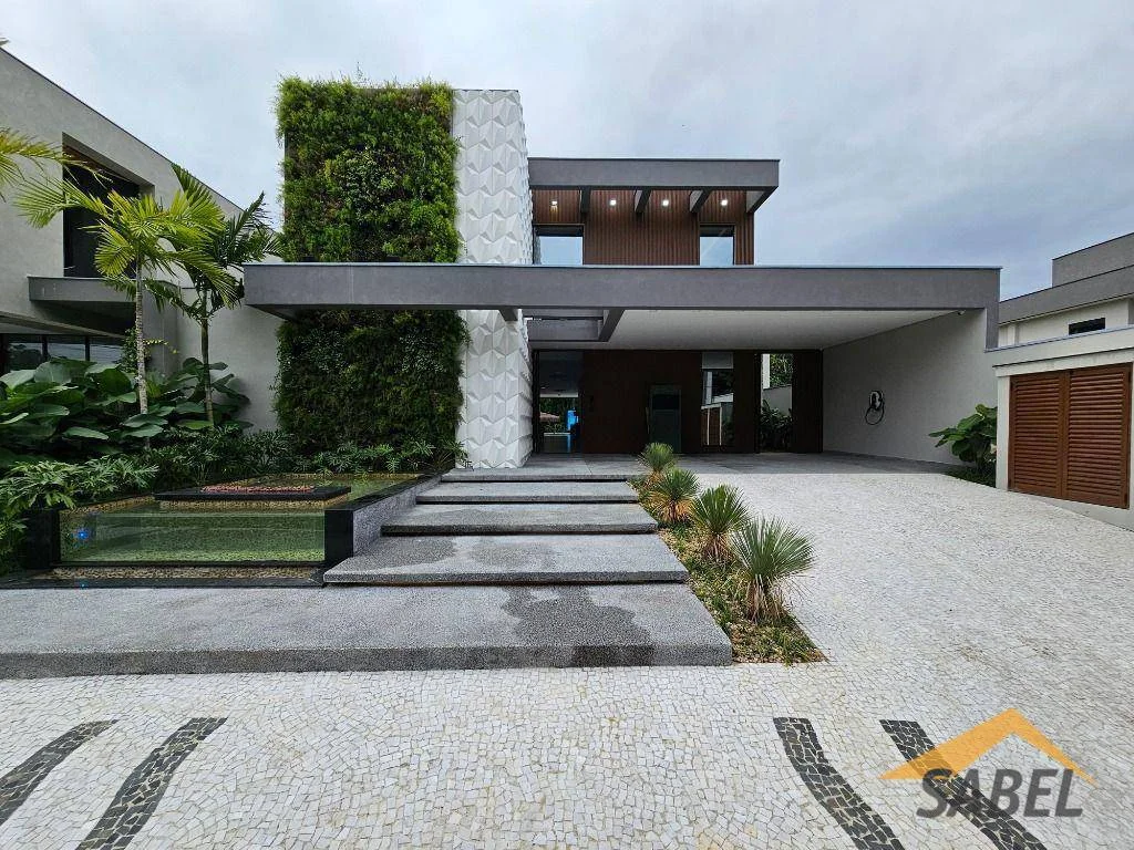 Casa com 611 m² e 7 suítes na Riviera de São Lourenço