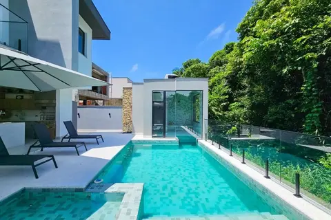 Casa à Venda com 334 m² e 6 suítes na Riviera de São Lourenço