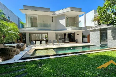 Casa à Venda com 424 m² e 6 suítes no Módulo 19 na Riviera de São Lourenço