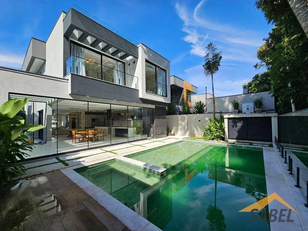 Casa com 380 m² e 5 suítes no Módulo 16 na Riviera de São Lourenço