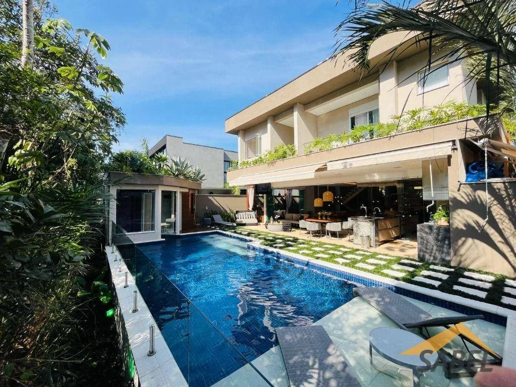 Casa com 430 m² e 7 suítes no Módulo 24 na Riviera de São Lourenço