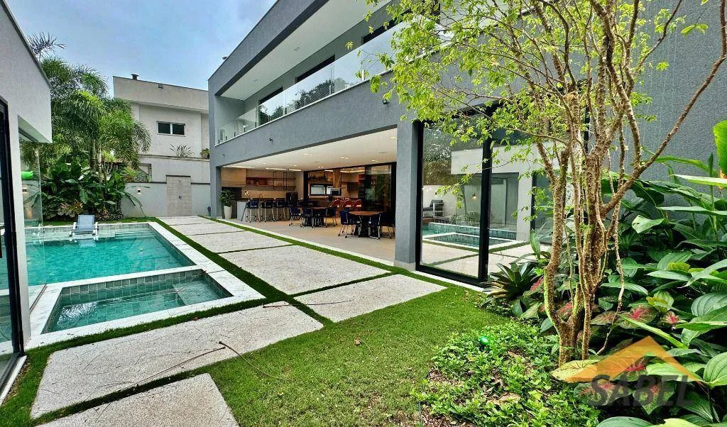 Casa com 637 m² e 6 suítes na Riviera de São Lourenço