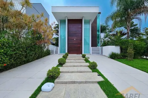 Casa à Venda com 320 m² e 5 suítes na Riviera de São Lourenço